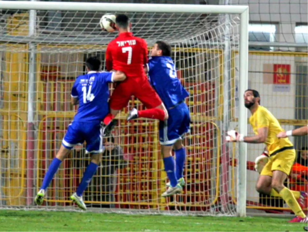 חן עזריאל מבקיע לאשדוד בדקות הסיום  1:2