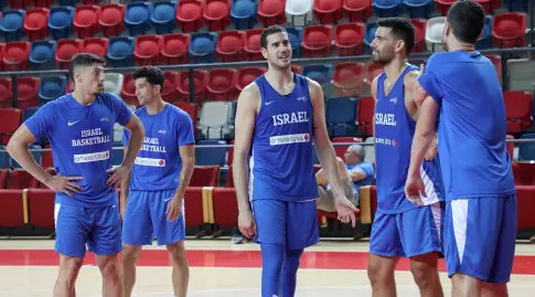 שחקני נבחרת ישראל בכדורסל (לילך וויס-רוזנברג)