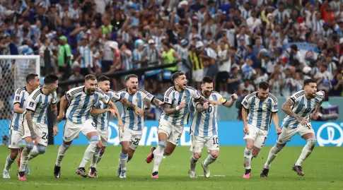 שחקני נבחרת ארגנטינה לאחר דו קרב הפנדלים (רדאד ג'בארה)