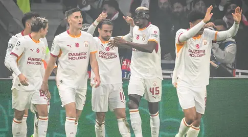 שחקני גלאטסראיי בטירוף (רויטרס)
