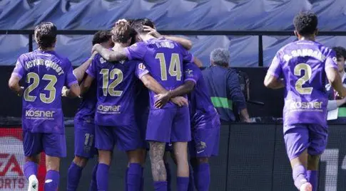 שחקני אלצ'ה חוגגים (La Liga)