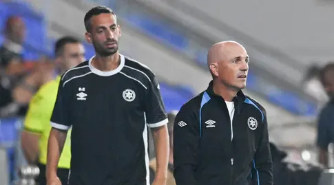 זיו אריה ודן איינבינדר (ראובן שוורץ)