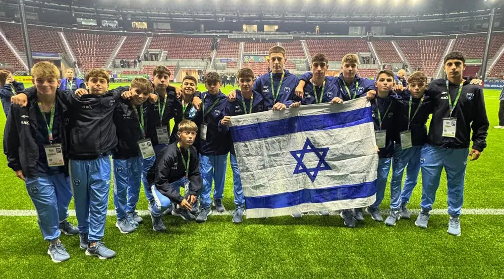 שחקני השנתון הבוגר של האקדמיה לכדורגל במבואות ים בבאקו