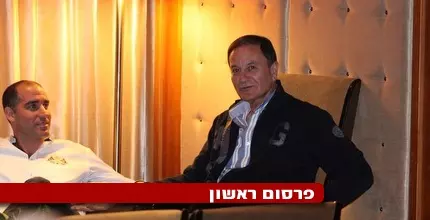 אלי כהן וקורנפיין במהלך הפגישה הערב (גיא בן זיו)